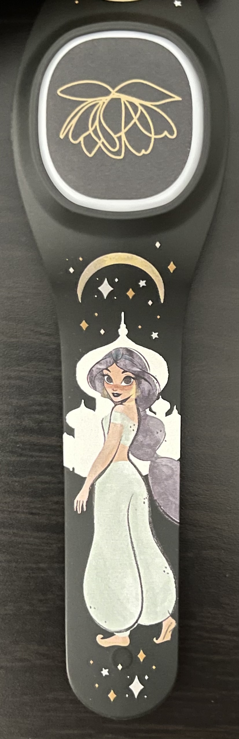 Check out this new Jasmine Limited Release MagicBand just released