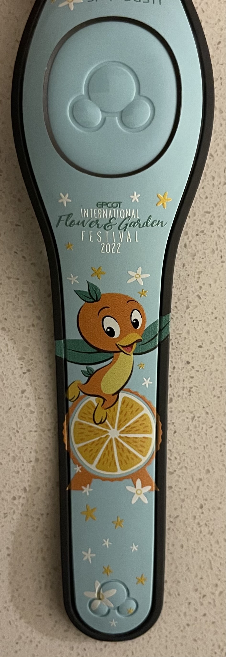 A new Epcot International Flower & Garden Festival 2022 – Orange Bird Limited Edition 2500 MagicBand has appeared