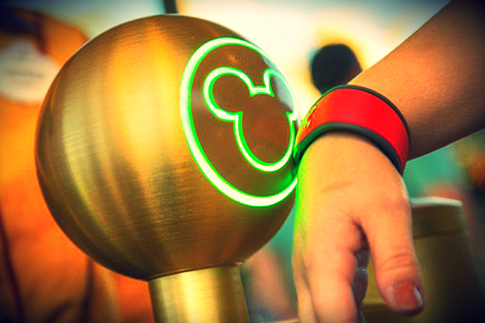 EXCLUSIVE: New MagicBands on the way starting in October!