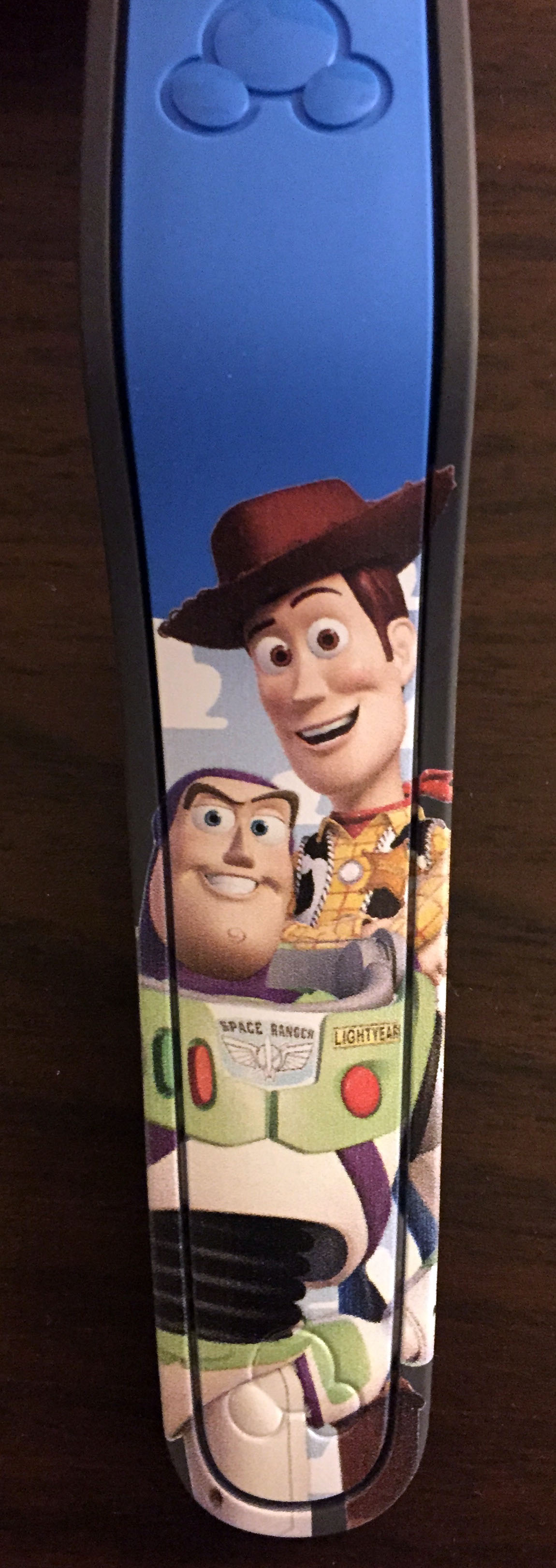 Disney Park MagicBand 2 Red Toy Story Woody Pattern 