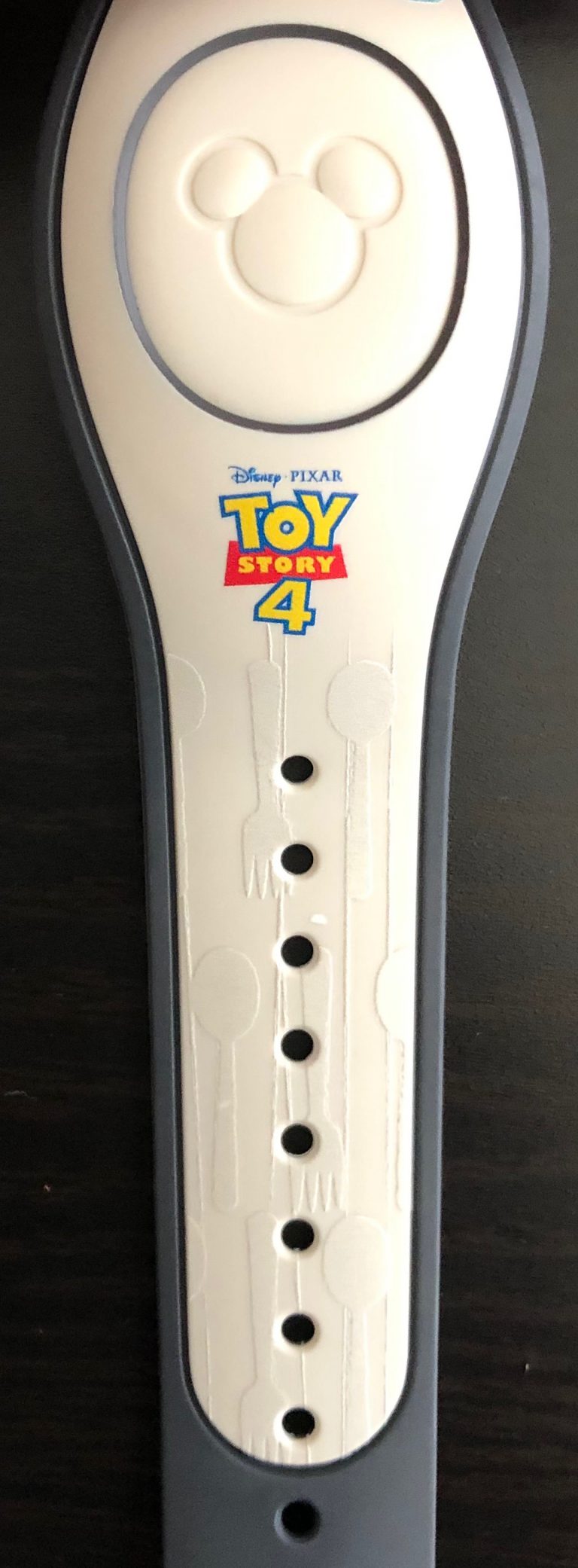 toy story land magicband