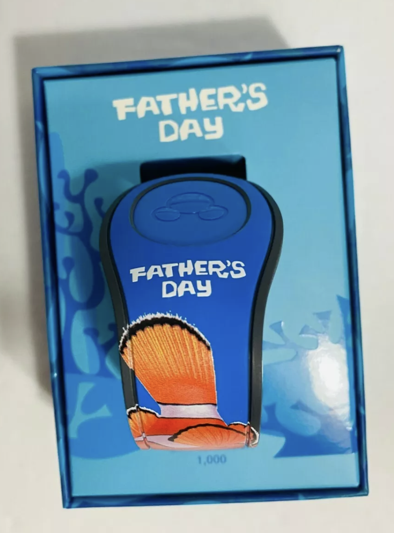 Finding Nemo Limited Edition 1000 Father's Day MagicBand